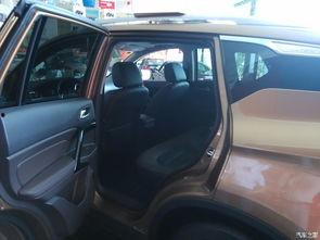 国产高配试驾视频,驾驭激情，体验非凡驾控魅力