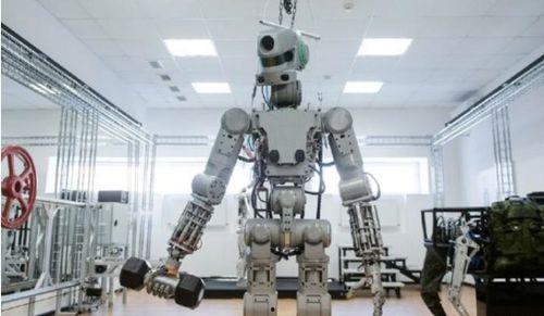 俄罗斯国产抓地机器视频